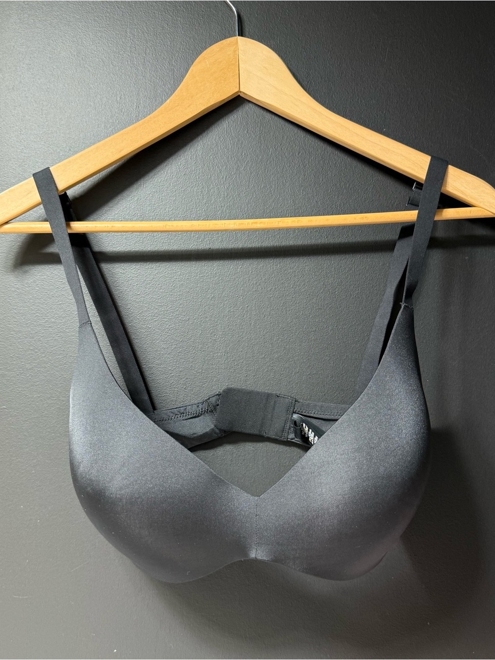 Skims Wireless Form PUSH-UP PLUNGE BRA 32DDD